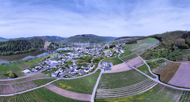 360° Panorama von Bullay und Alf